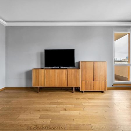 Wola Tower - 60M2, Balcony With City View, Parks Nearby - By Rentujemy Warsawa Bagian luar foto