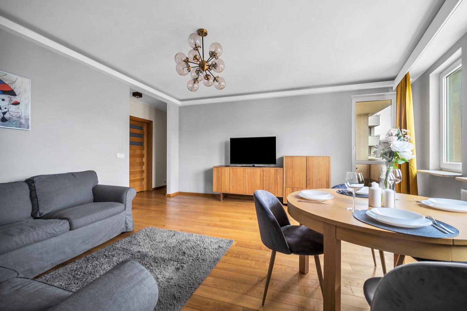 Wola Tower - 60M2, Balcony With City View, Parks Nearby - By Rentujemy Warsawa Bagian luar foto