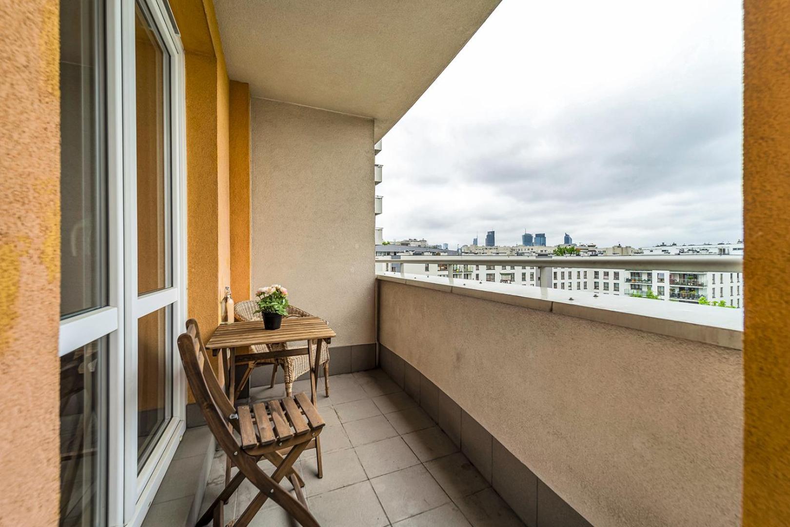 Wola Tower - 60M2, Balcony With City View, Parks Nearby - By Rentujemy Warsawa Bagian luar foto