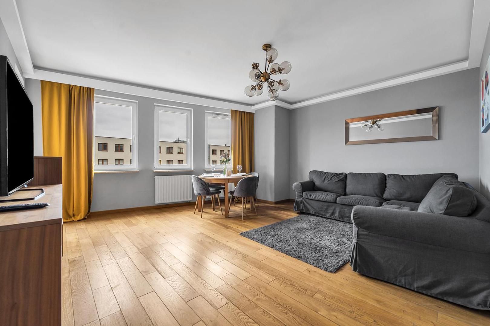 Wola Tower - 60M2, Balcony With City View, Parks Nearby - By Rentujemy Warsawa Bagian luar foto